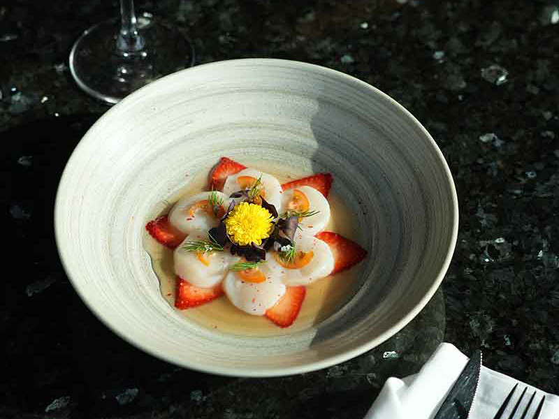 KAYA Bahrain Food Menu SCALLOPS YUZU HONEY
